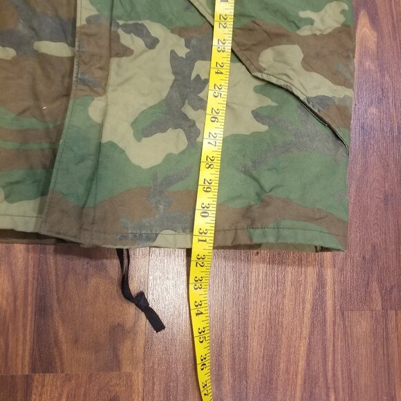 Men's Vintage Military Camo Cold Weather Parka, Size Medium Tall, GUC-VGUC - Picture 9 of 14